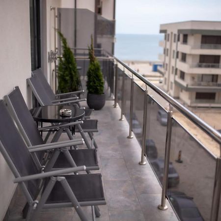 Iris Apartment Navodari Exterior photo